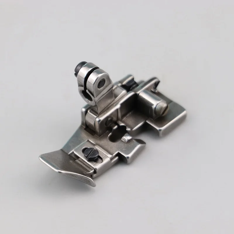 757 Overlock Machine Five-Wire Rope Presser Foot 700  Embedded   with Slot 5-Wire Wrapping Lock Edge