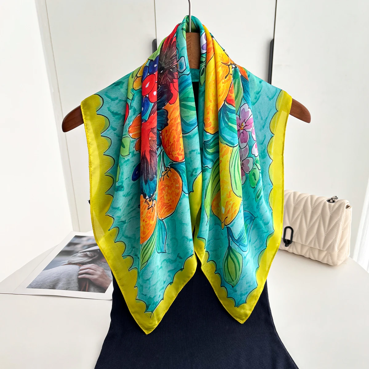 Sommerliches Zitronenmuster Quadratischer Seidenschal Lässiger Eleganter Dünner Foulard Damen Halstuch Kopftuch Haarschal Schal