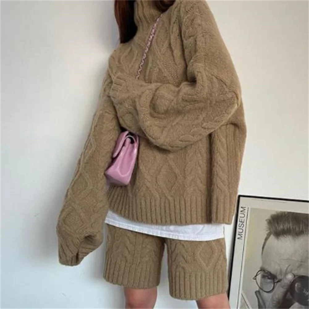 

two-piece twist thick sweater casual fashion shorts knitted top suit women