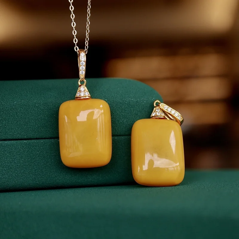 

Natural Wushi Pendant S925 Sterling Silver Russian Old Wax Full Honey Jewelry Accessory