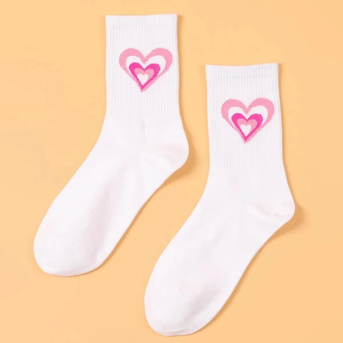 5/10 Pairs of White Women's Mid-Calf Socks with Heart Knit Design, Breathable, Comfortable, Skin-Friendly, Soft, Elegant, Fun, Fashionable, Versatile Student Socks for Spring, Summer, Autumn, and Winter