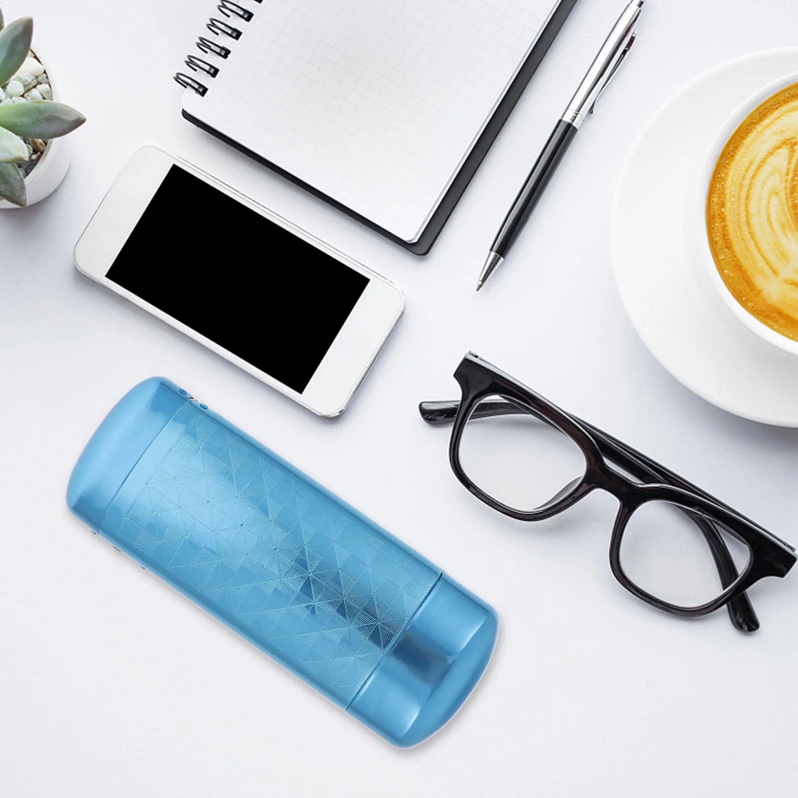 حافظة نظارات مدمجة بغطاء صلب للرجال والنساء أثناء السفر، صندوق تخزين النظارات الشمسية المحمول، متانة من الألومنيوم