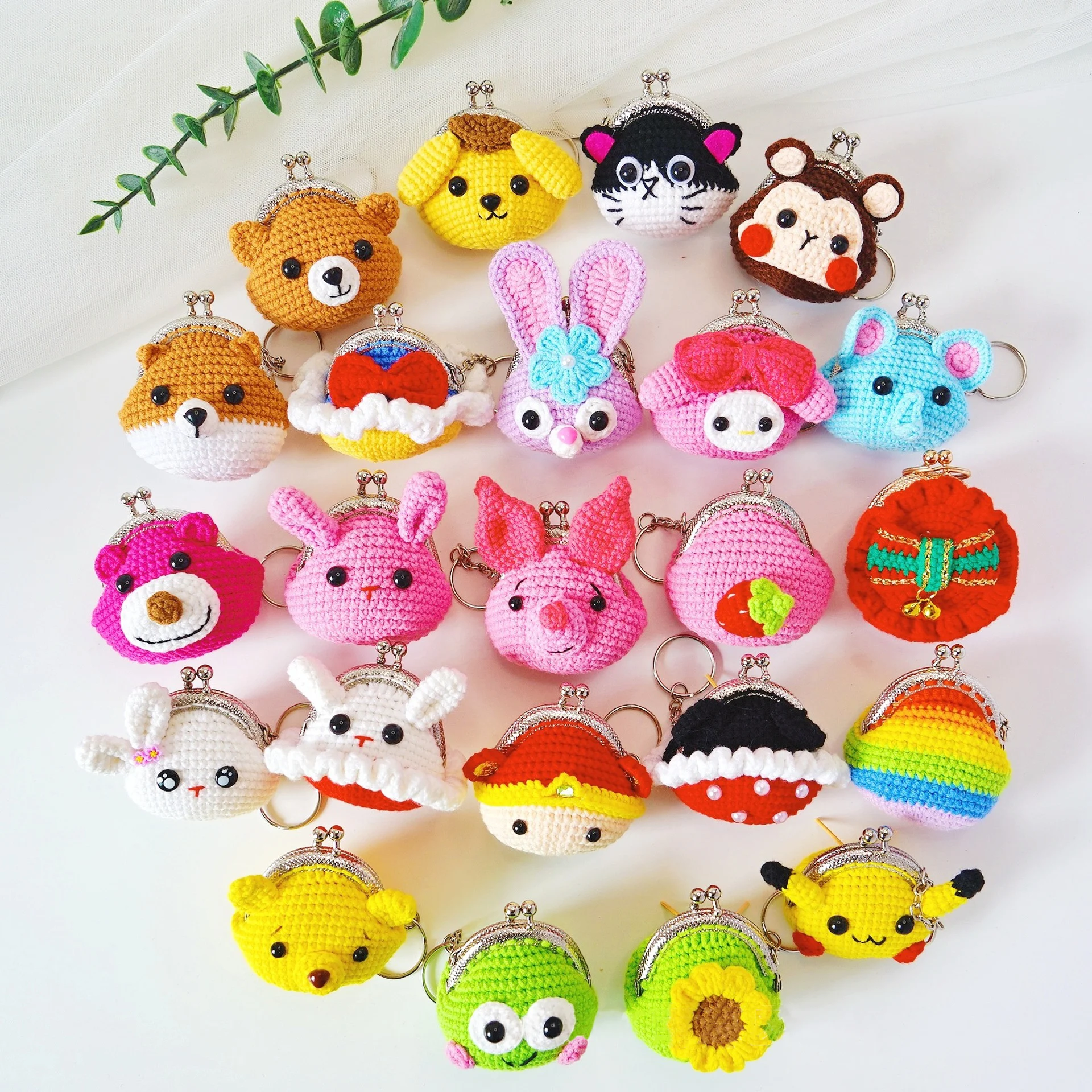 

5cm Mini Metal Mouth Small Bag Handmade Hook Weaved Cartoon Animal Hair Knitted Change Car Key Bag Pendant