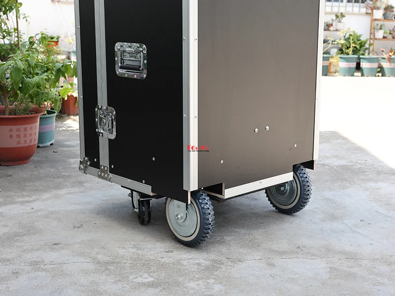 Caixa de vôo pequena equestre com armário de sela dupla e espelho