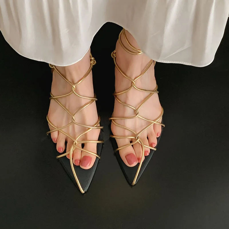 

Arden Furtado 2025 Summer Microfiber Fine ribbon weaving Roman sandals Pointed toe Low heel Ankle strap Open toe sandals