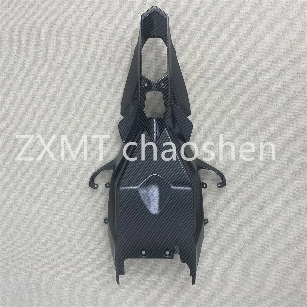 

The carbon fiber paint rear tailplate of the Yamaha YZF-R1/R1M motorcycle is suitable for 2021-2015, 2016, 2017, 2018 and 2019