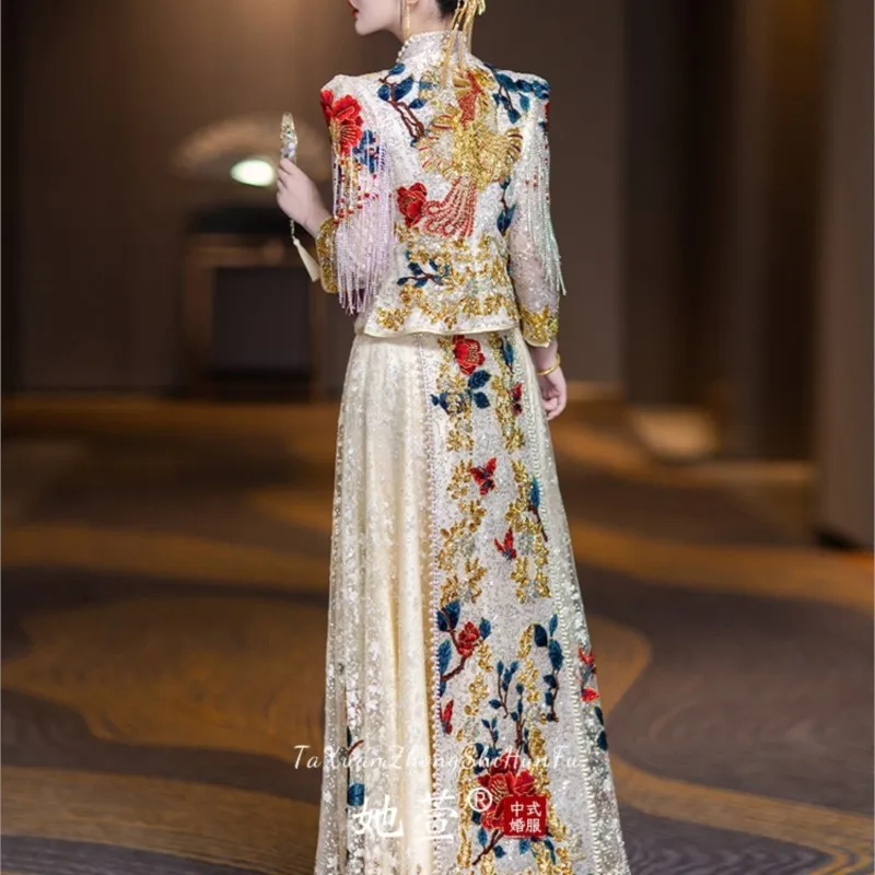 New Chinese-style golden wedding dress champagne-colored luxurious heavy industry clothing