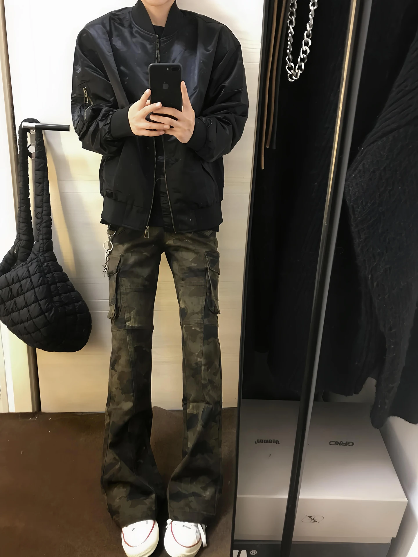 

Мужские джинсы в американском ретро-стиле с камуфляжным принтом, с множеством карманов, расклешенные, в стиле рабочей одежды, узкие, из денима, для уличной моды