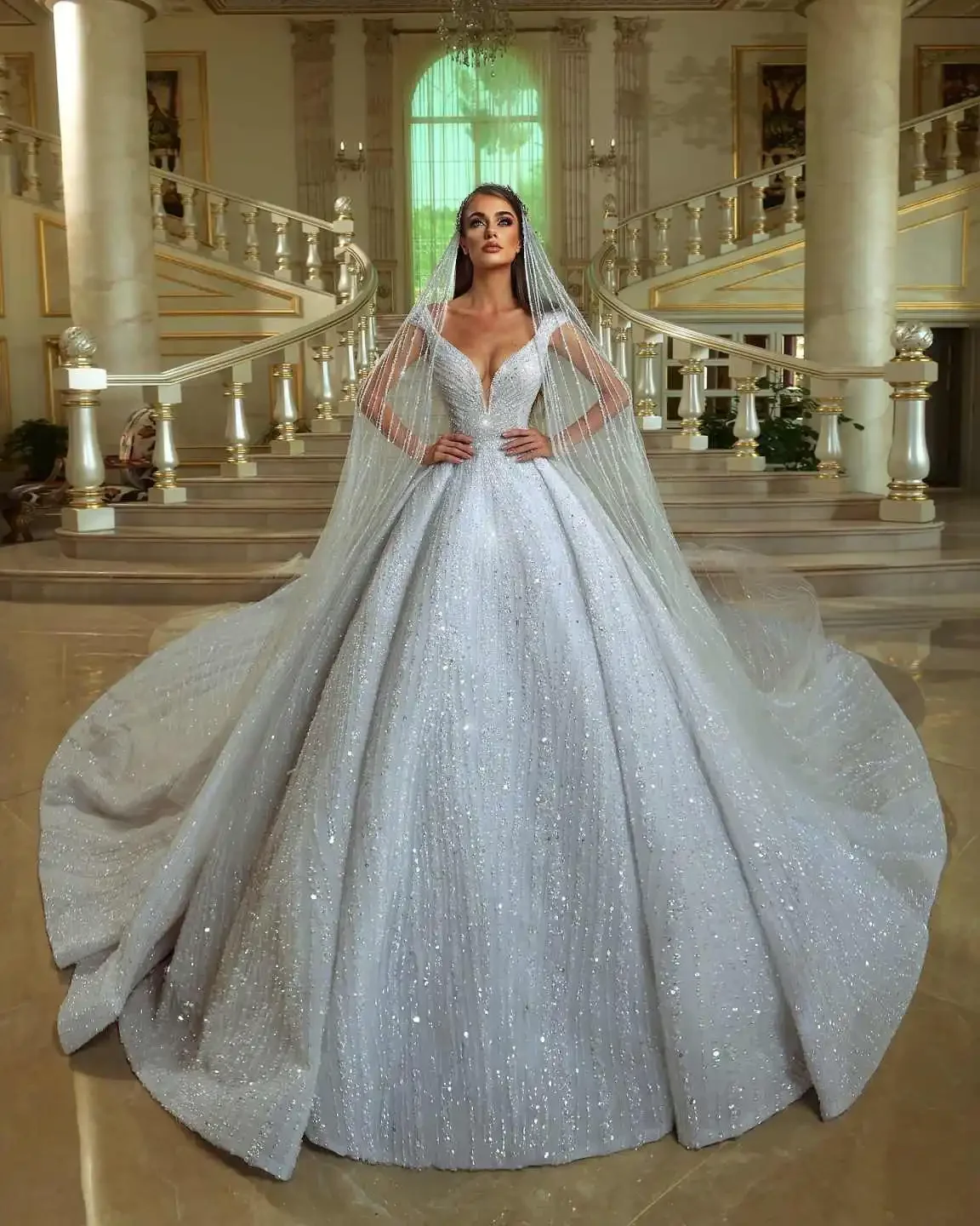 Flavinke Maßgeschneiderte Brautkleider 2025, A-Linie, V-Ausschnitt, Pailletten, Perlenstickerei, rückenfrei, ärmellos, bodenlang, Braut-Vestido De Noiva