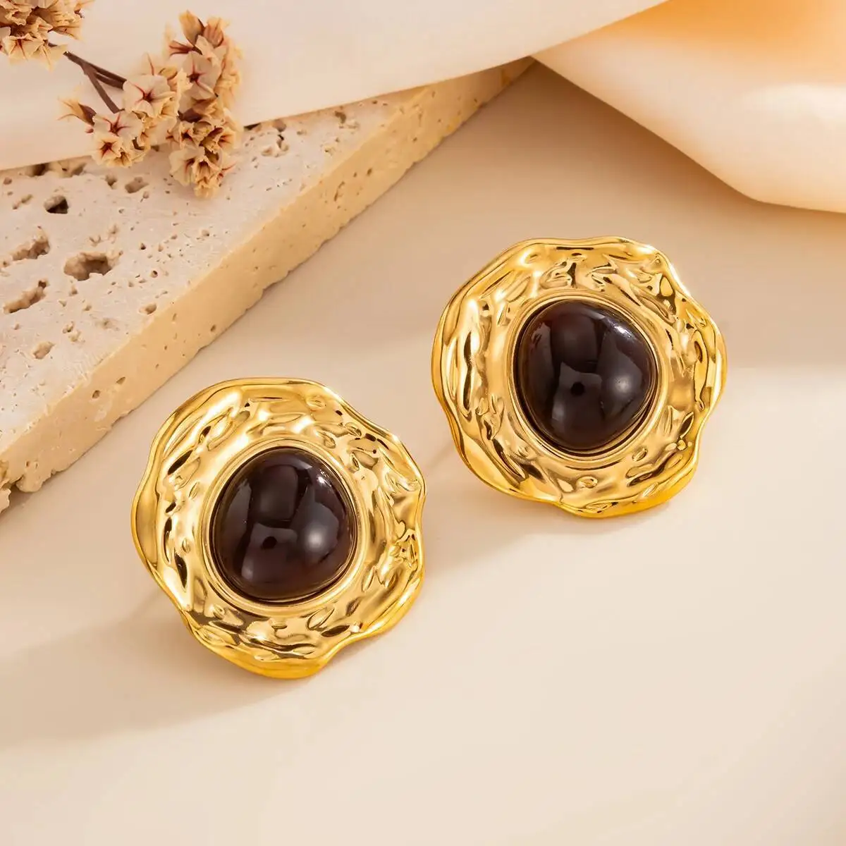 SHIXIN Vintage Inlaid Resin Big Round Stud Earrings Women Elegant Irregular Geometric Gold Color Earrings Jewelry Accessories
