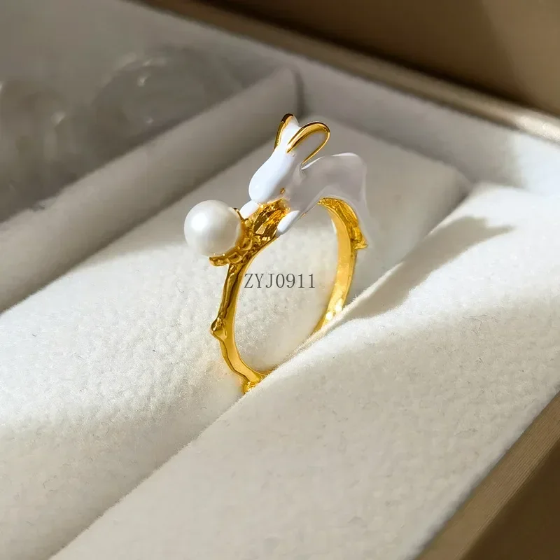 แฟชั่นเครื่องประดับสําหรับผู้หญิงสีขาวกระต่ายหวานคุณภาพสูงแหวนโลหะสําหรับของขวัญ Party Party ขายร้อนอุปกรณ์เสริม Dropshipping