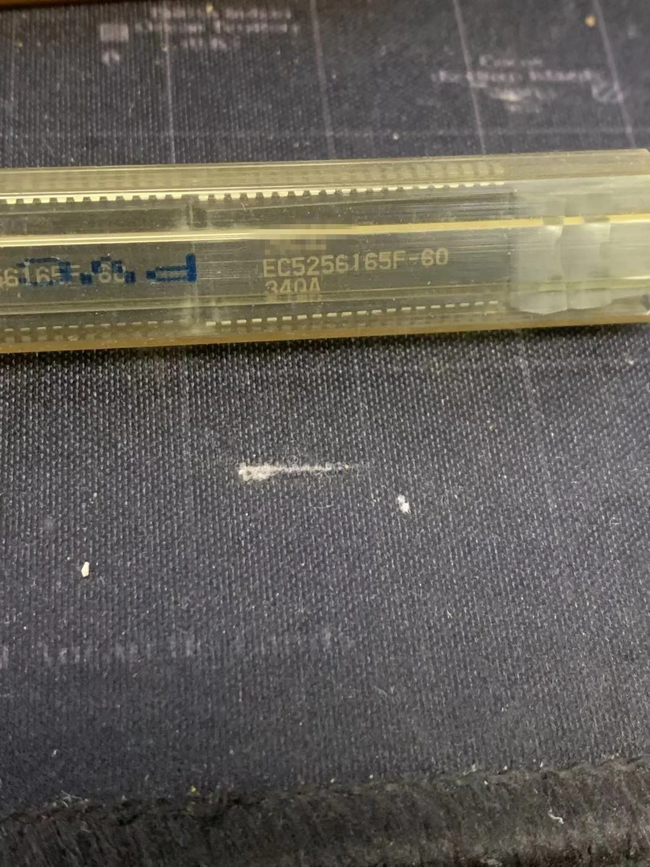 EC5256165F-60 （1pcs）Original and spot inventory