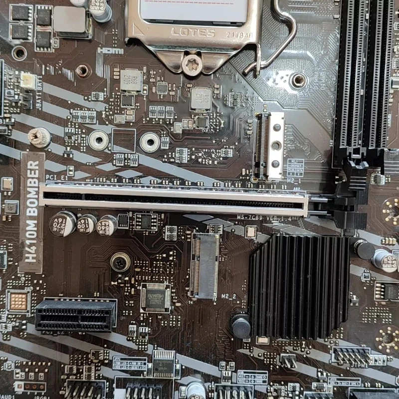 Tarjeta Madre Micro ATX H410M BOMBER Usada, LGA1200, Puerto M.2 HDMI, Compatible con Intel Core de 10.ª Generación, RAM DDR4, para MSI