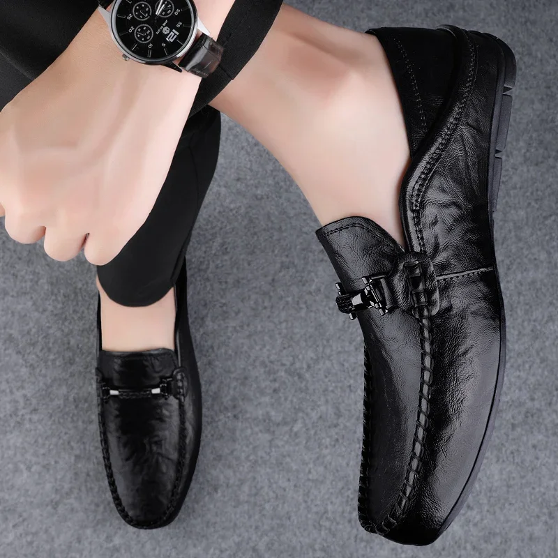 Fashion Mens Slip on Shoes Genuine Leather Men Handmade Loafers Men Casual Summer Walking Shoes All-match Men Casual Footwear