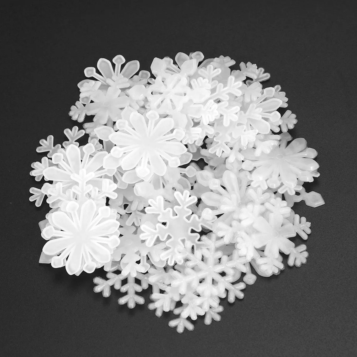 

50 PCS Household 3D Snowflake Wall Stickers Travel Christmas for Presents Fluorescent Decorations Glow in Dark Decal