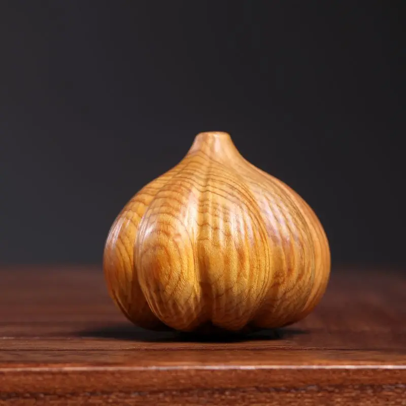 Natural Thuja Solid Wood Carving, Fine Calculation, Wood Carving, Garlic Handle, Ornaments, Literary Play Desktop Home Crafts