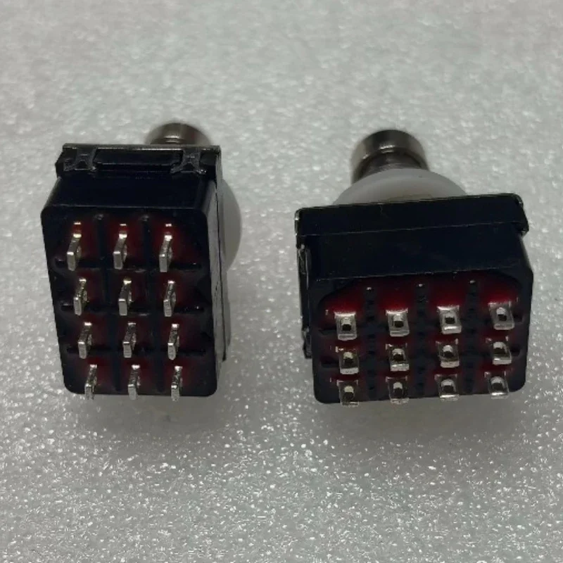 1PCS Effect Device through Wiring Harness Switch, Change-Over Switch, 12 Foot Foot Switch, 4PDT Environmental Protection