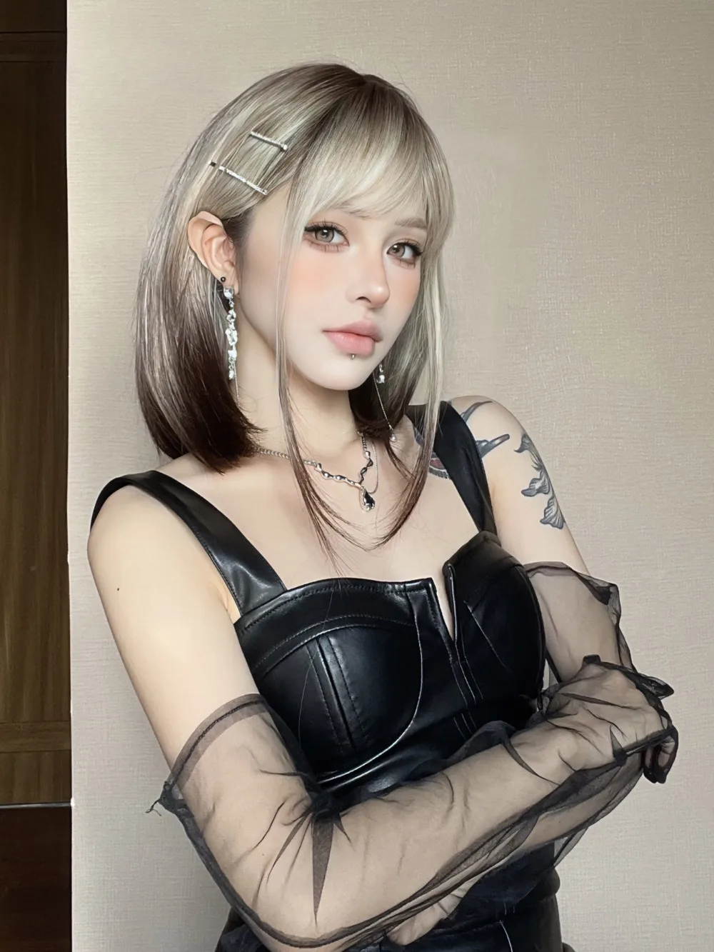 Wig Bob coklat ke pirang Ombre dengan poni Wig lurus pendek untuk wanita Wig rambut lurus sintetis untuk pakaian pesta Cosplay anak perempuan