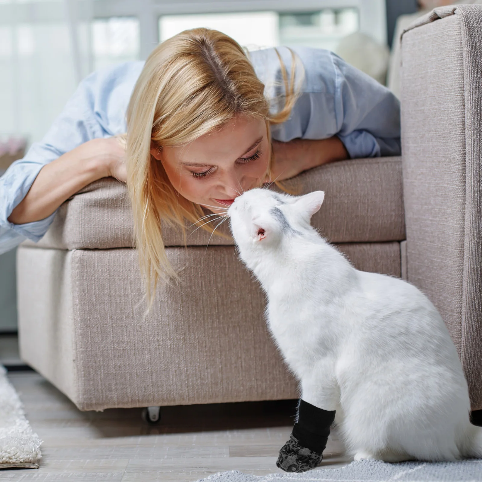 

4Pcs Pet Anti Slip Socks Non Slip Dog Socks for Hardwood Floors Quiet Paw Protectors Outdoor Dog Paw Protection Medium Large