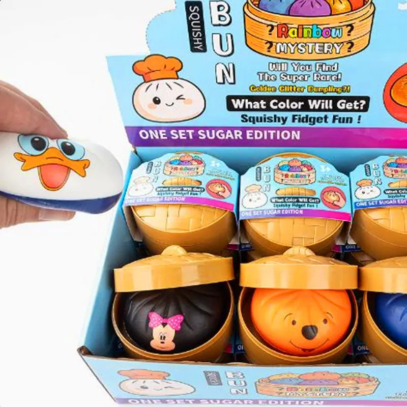 Zufällige 1 Stück Squishy-Figuren, Niedliche Cartoon-Stressabbau-Figuren, Tragbare Büro-Unterhaltung, Fidget-Spielzeug, Mini-Geschenk für Freunde