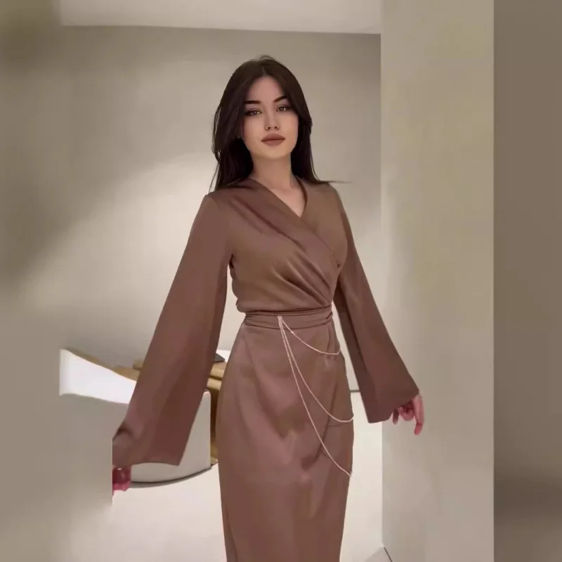 

Women's Clothing2025Spring New Long Dress Elegant Long Waist-Cinching Chain Solid Color Satin Dress