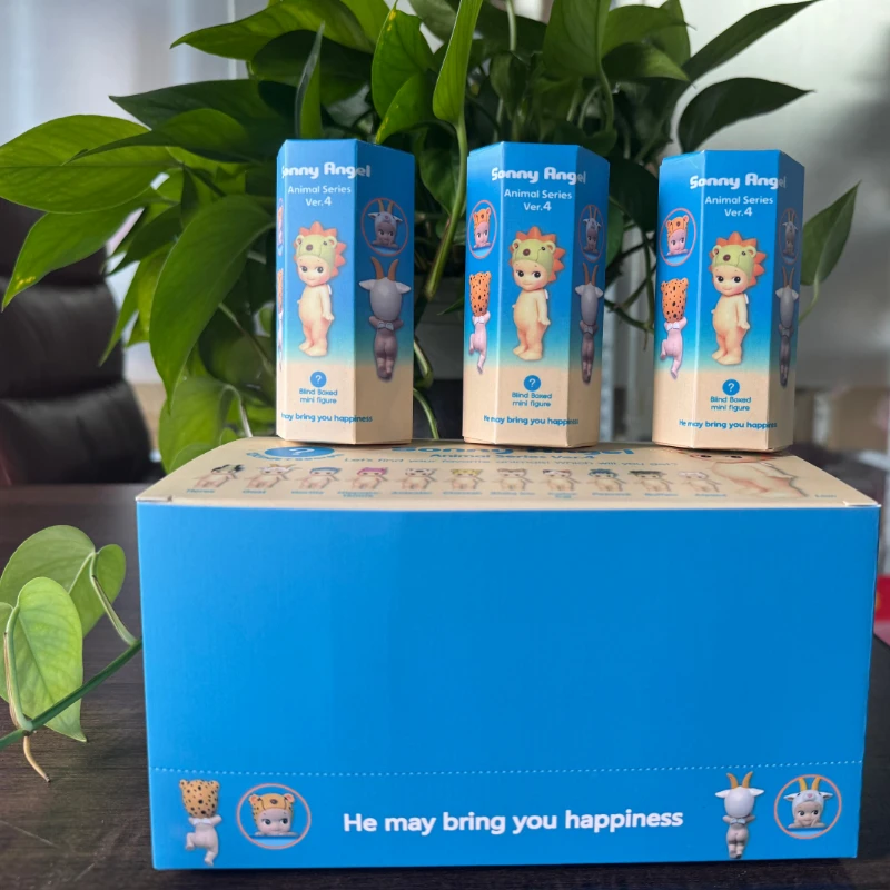 

Sonny and angel hippers blind box mystery box series dreaming mini anime figure ornaments dolls children christmas birthday gift