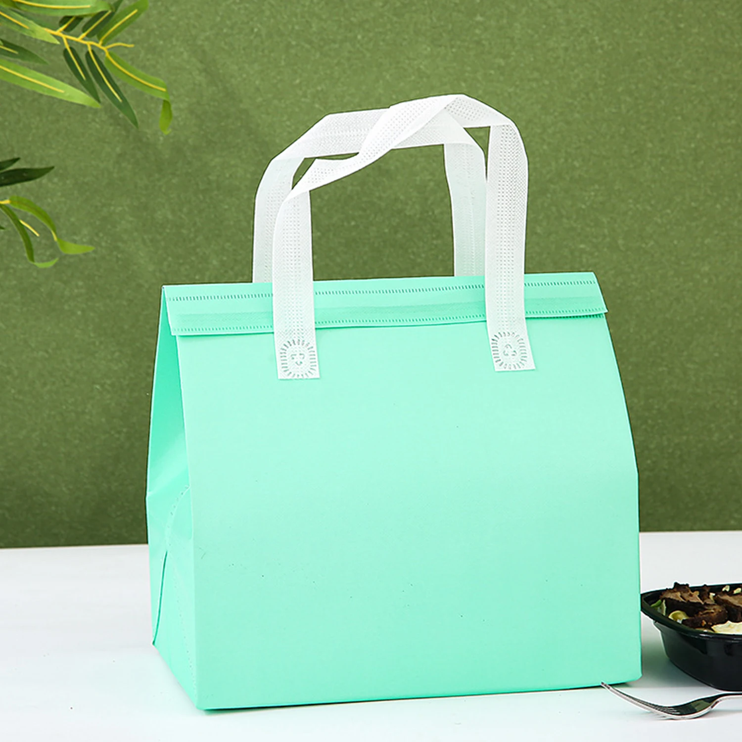 Portable Non-woven Fabric Lunch Bag Outdoor Thickened Aluminum Film Insulated Food Storage Picnic Bag Work Bento Delivery Bag