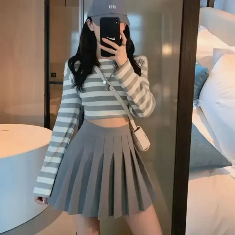 Thumbnail 3 - #16 Cheapest Mini Skirts Deals You Can Get