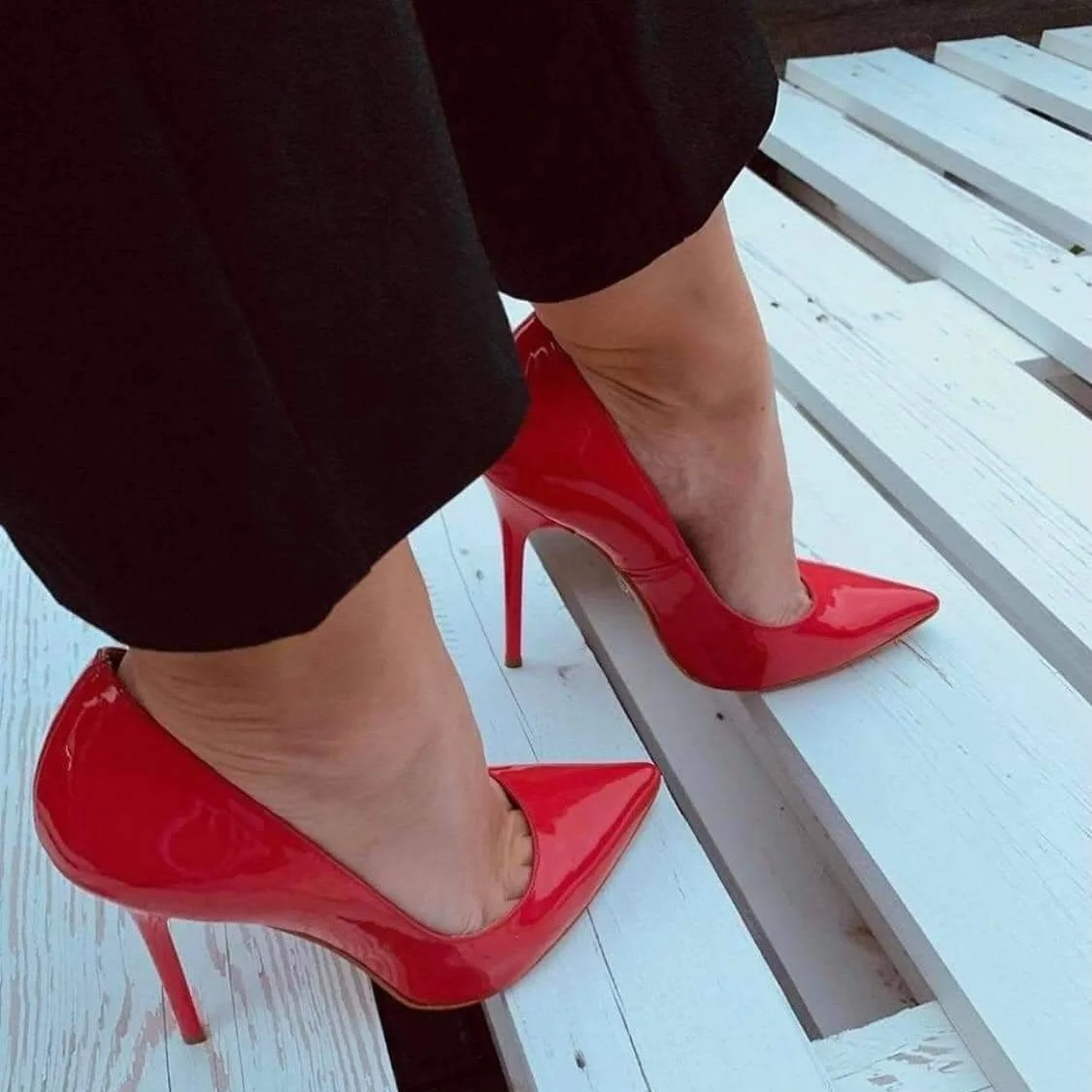 

Red Slip On Shallow Pumps Thin High Heel Pointed Toe Fashionable Sexy Cool 2025 Summer Big Size Woman Shoes Zapatillas Mujer