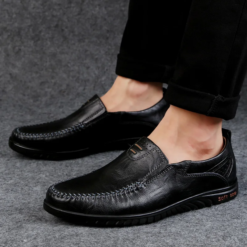 CLOHOO men\'s comfortable soft sole slip-on Loafers versatile casual men\'s shoes business formal leather shoes