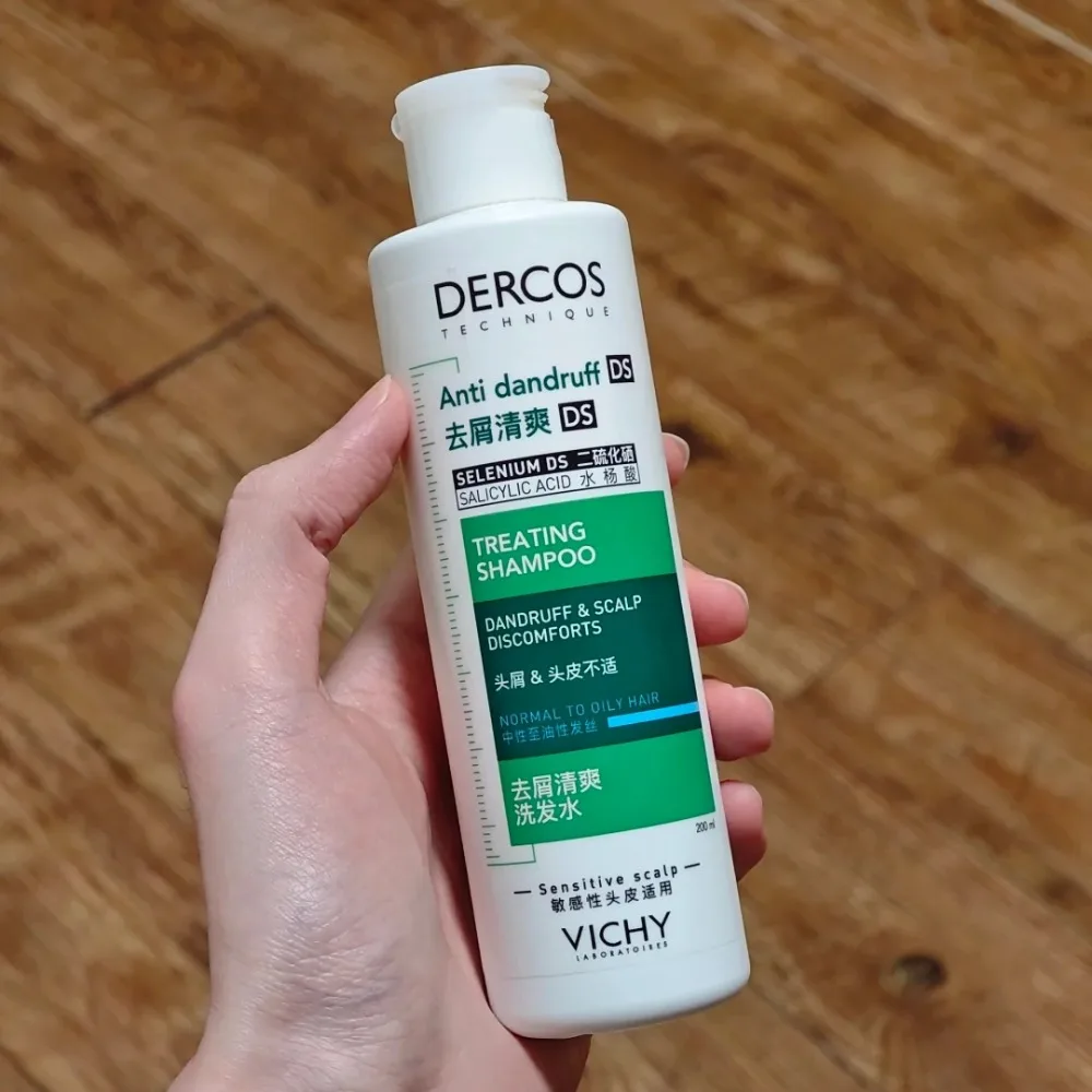 

Шампунь Vichy против перхоти для жирной кожи головы: контроль зуда, очищающая формула, бережное очищение, уход за чувствительной кожей головы, здоровые волосы