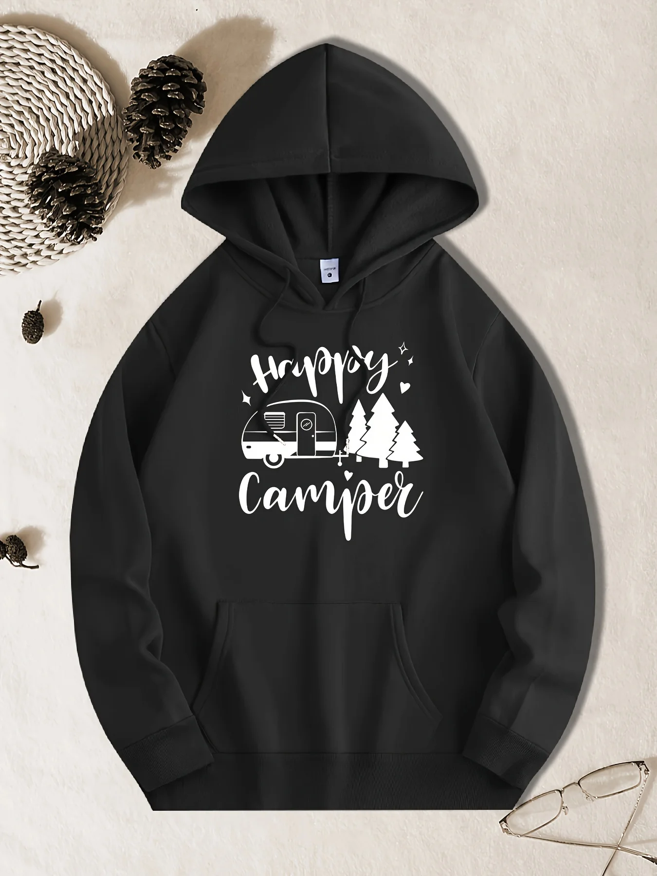 بلوفر بقلنسوة كاجوال مريح للرجال من Happy Camper Print، سويت شيرت عصري بقلنسوة بأكمام طويلة، دافئ مثالي ومتعدد الاستخدامات