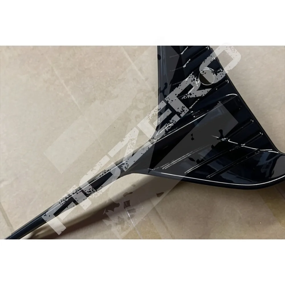 

Для Cadillac XT5 2025: Новая глянцевая черная окрашенная накладка/корпус передней противотуманной фары, нижняя решетка противотуманной фары