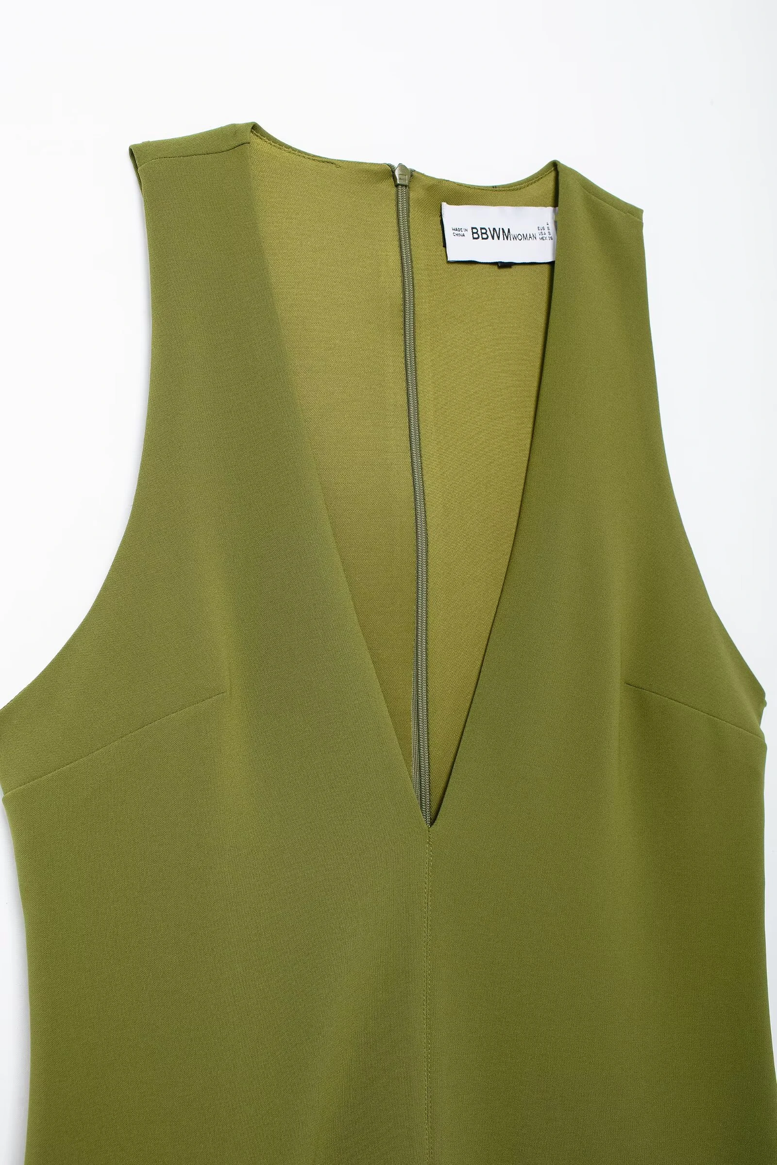 Elegancka, seksowna sukienka na ramiączkach wakacyjna plażowa damska sukienka letnia 2025 z paskiem zielona mini plisowana damska sukienka na imprezę z szarfami