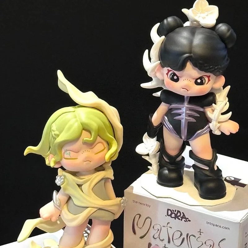 حقيقية دورا المواد Vistas سلسلة صندوق أعمى جميل نمط سطح المكتب زينة لطيف تمثال سر حقيبة حلية مفاجأة هدية