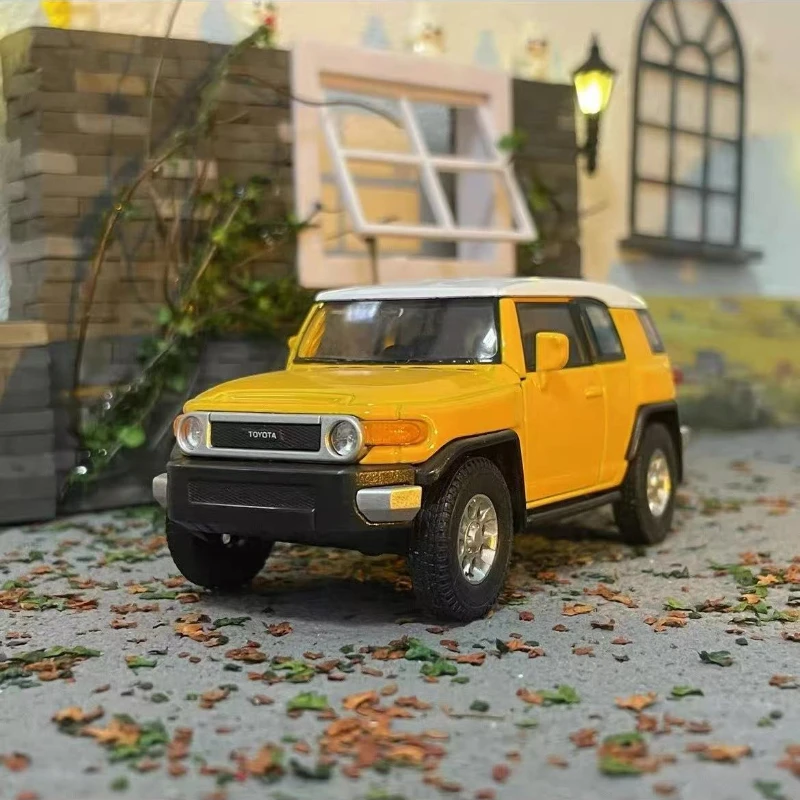 Welly 1:36 Toyota FJ CRUISER terreinwagen Legering SUV Auto Diecast Model Speelgoed Met Pull Back Voor Kinderen geschenken Speelgoed Collectie