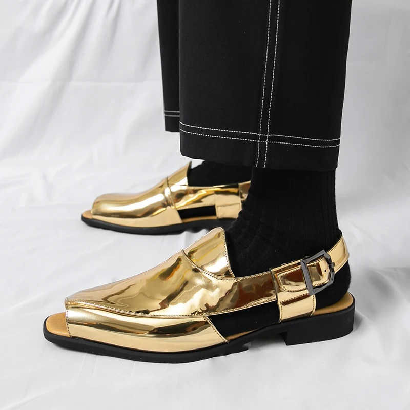 New Men Business Sandals Gold Silver Pointed Casual Comfortable Breathable Fashionable Beach Sandals in Sizes 38-46 for Men