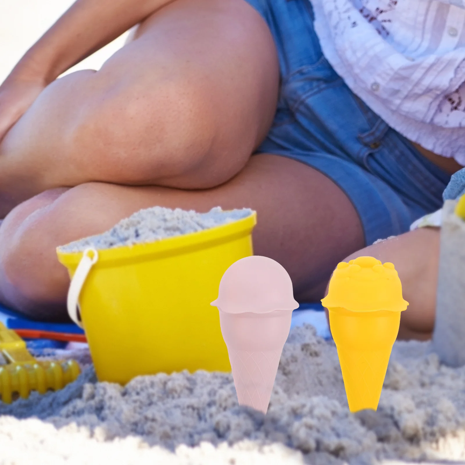 4 szt. Plastikowe foremki do lodów w kształcie rożków, zestaw do zabawy na plaży dla dzieci, różne kolory, kreatywne wzory, rozwija umiejętności, uniwersalne.