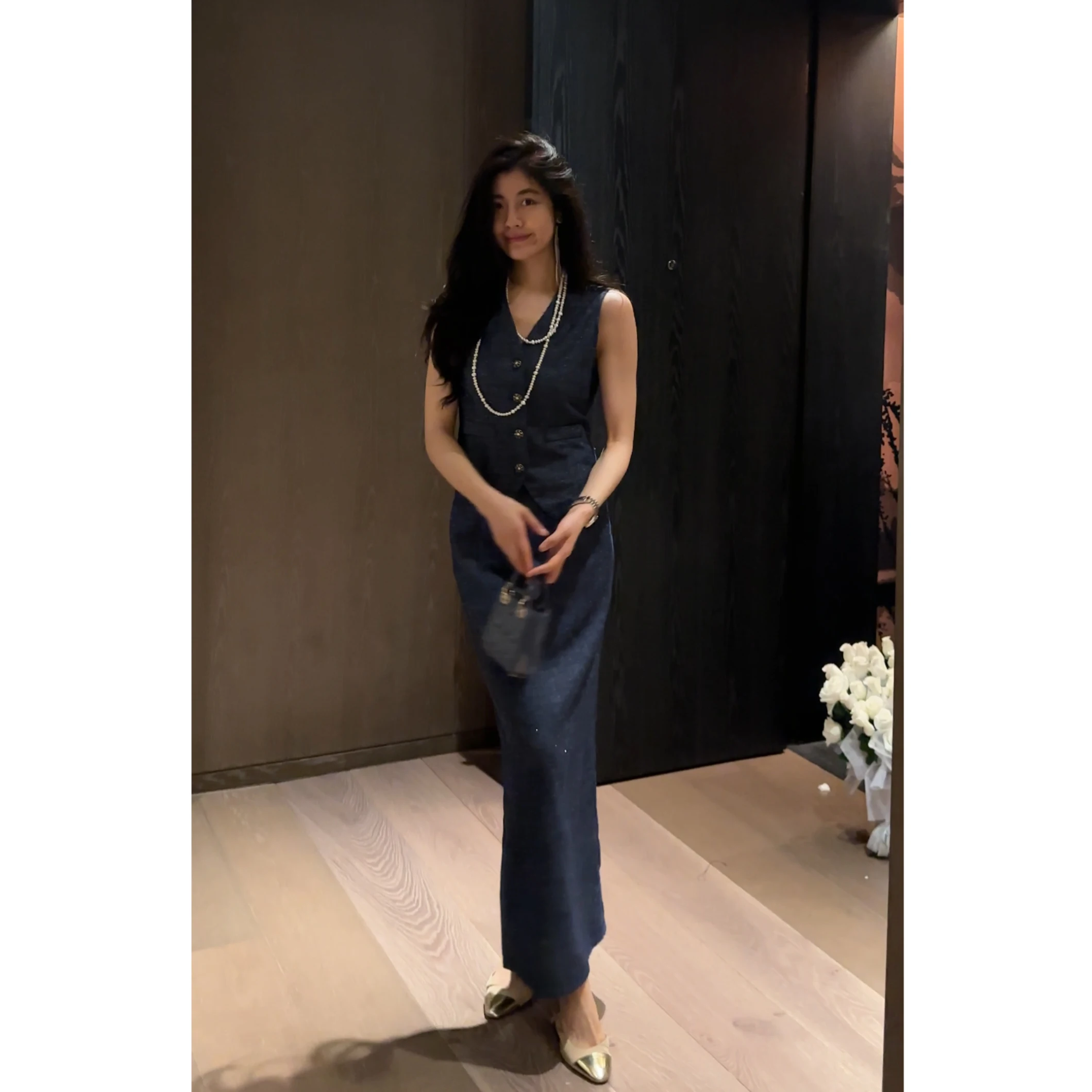 

NCOU Nicole 2025 Летний Новый Роскошный Модный Винтажный Льняной Комплект: Жилет и Юбка, Элегантный Комплект с Длинной Юбкой, Модный Ансамбль