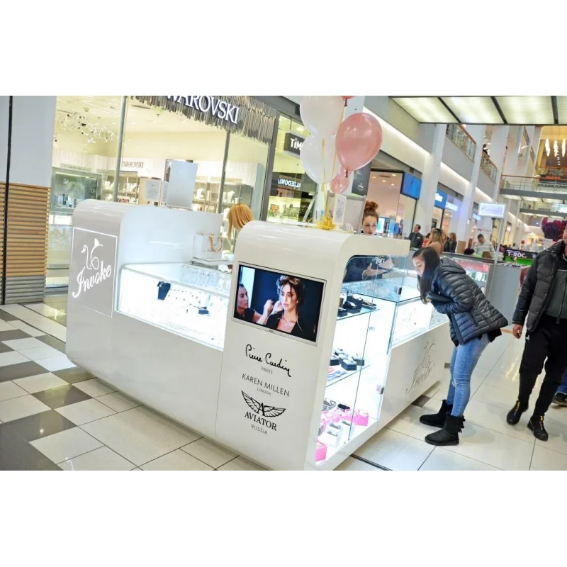 2025customized.Jewelry display vitrine and mall kiosk