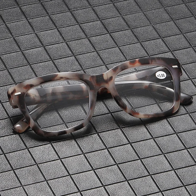 European and American Style Large Frame Square Reading Glasses for Men and Women, Middle-Aged and Elderly People