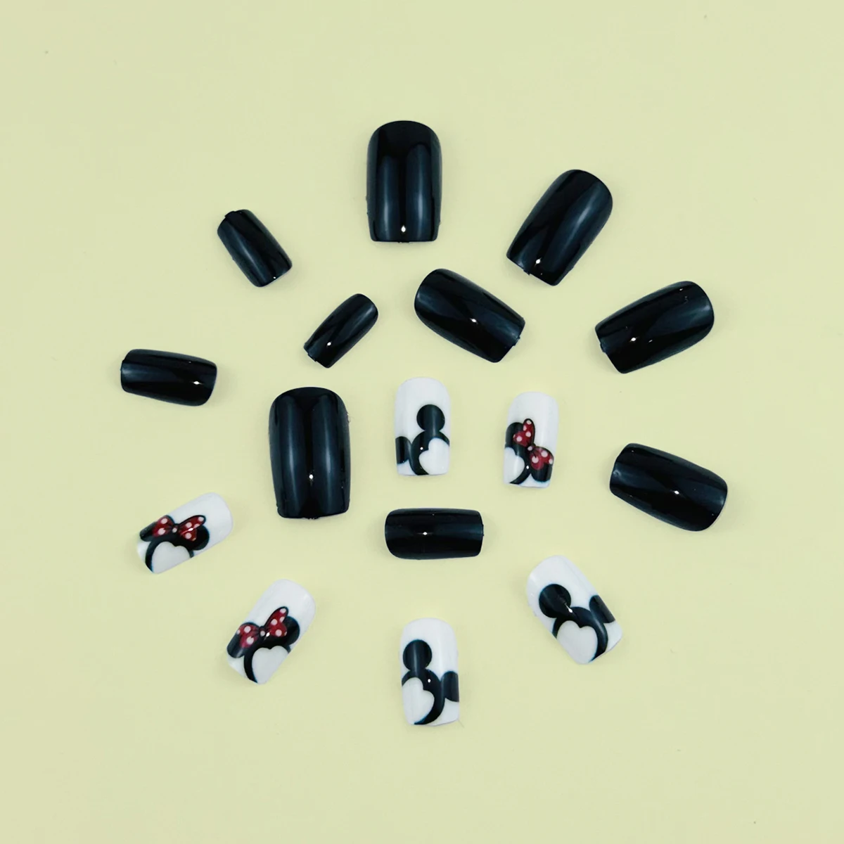 Full 24pcs Short Square False Nails with Cute Style Cartoon Pattern Design Include 1 Jelly Glue & 1 Buffer Perfect for Party, Da