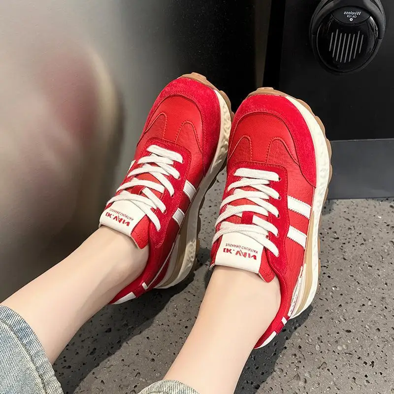 

Women's Thick Bottomed Genuine Leather Deqin Shoes Breathable Comfortable Fashionable Sports Dad Shoes Versatile Spring Autumn