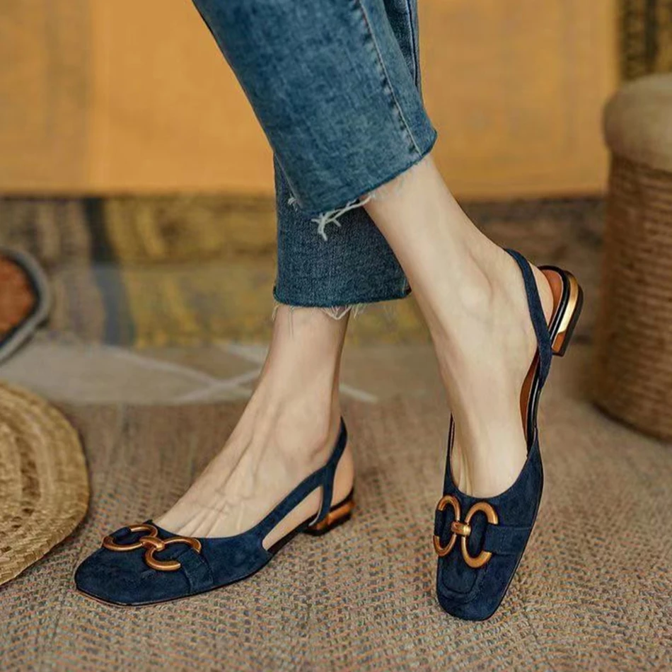 

French low-heeled retro flip-top sandals for women, 2025 summer new style, with a hollowed-out suede one-strap flat single shoe