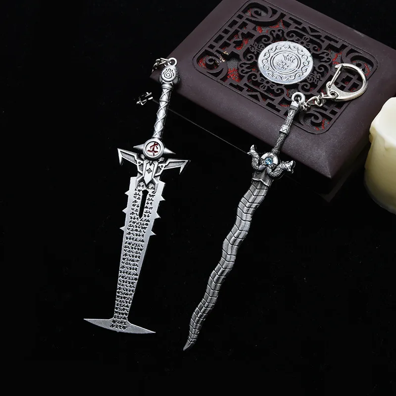 Game Doom Eternal Crucible Blade Keychain Slayer Sword Weapon Model Pendant Key Chain for Men Cool Keyring Jewelry Props