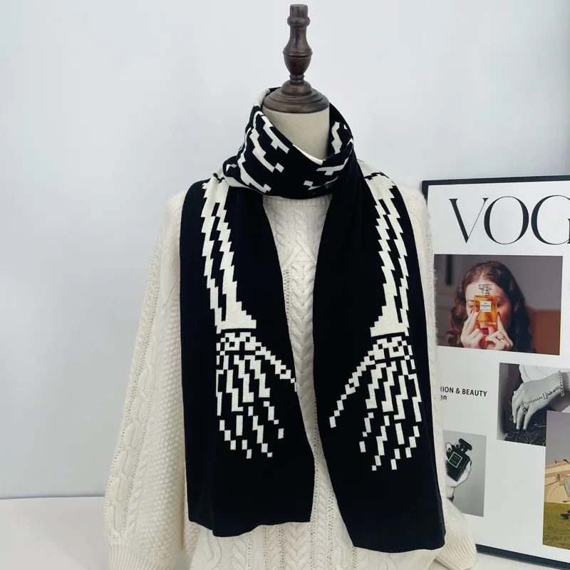 Skeleton Scarf Gothic Skeleton Bone Print Scarf Premium Soft Rayon Warm Cozy Neck Wrap for Unisex Winter Cool Punk Fashion Gift