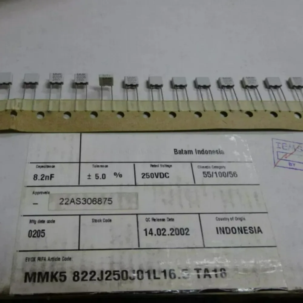 20pcs/lot MMK5 0.0082uf 250V 8.2nf 8200pF 822 J Brand New 5mm Film Capacitor