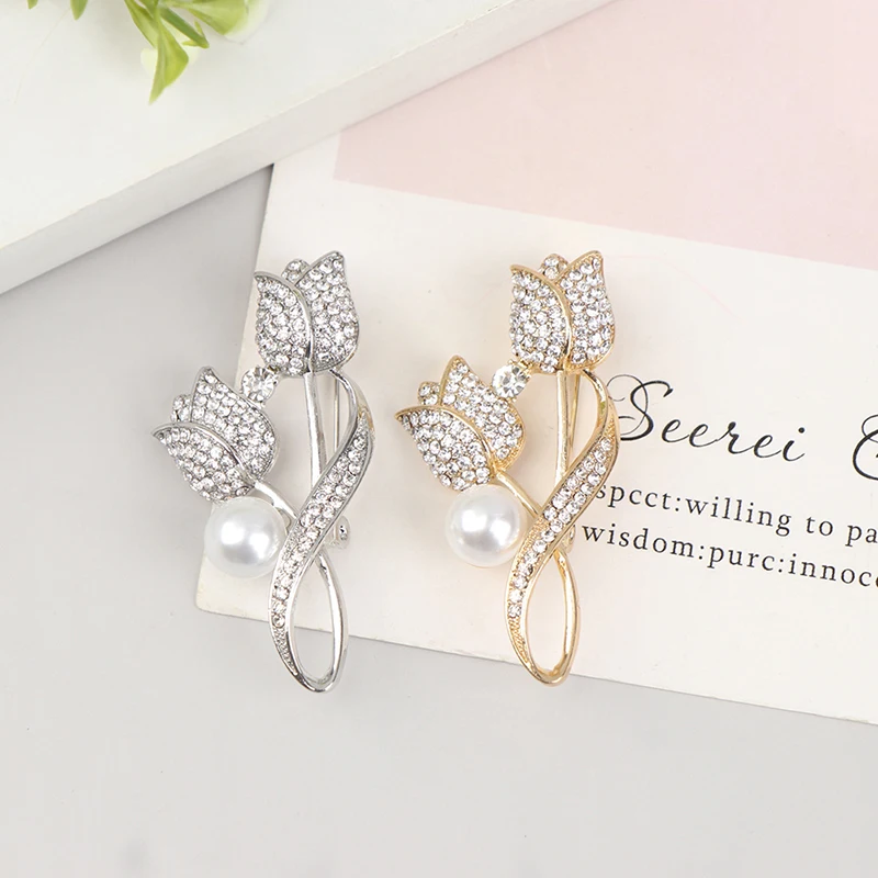 Rhinestone Tulip Brooch Gift Exquisite 1PC Floral Collar Pin, An Anti-Reflective Eye-Catching Addition to Any Outfit, Gift Boxed