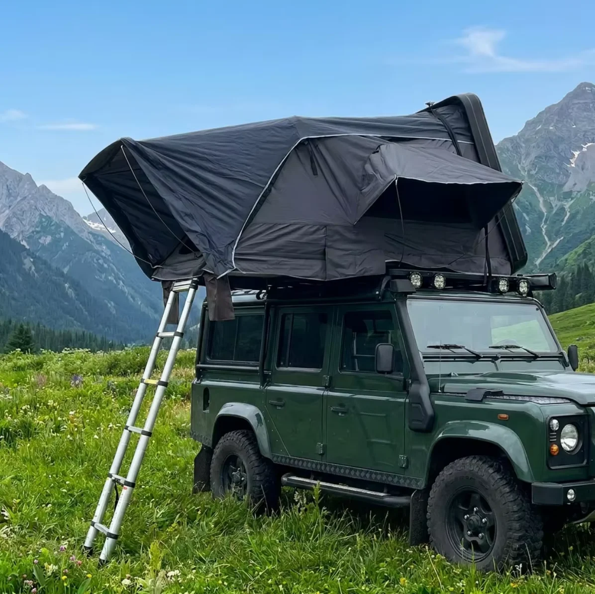 Outdoor Pop Up Car Tent Waterproof Fabric Hard Shell Roof Top Tent With Telescopic Ladder