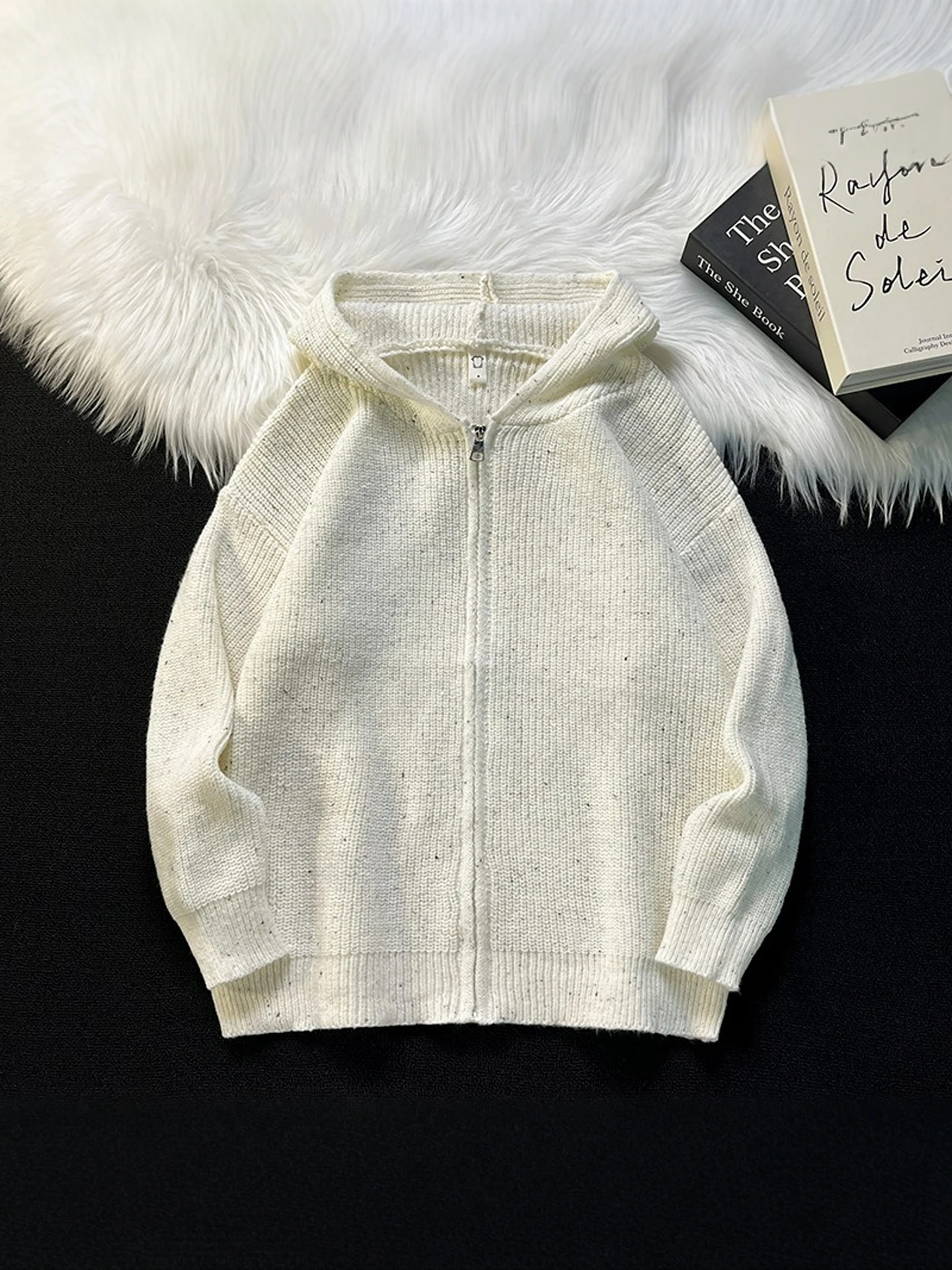 

Вязаный свитер-кардиган унисекс в стиле ретро на весну-осень 2026: модный брендовый худи с капюшоном, куртка для пар